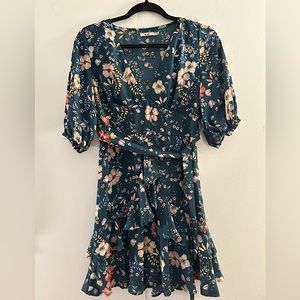 Francesca’s green floral print dress! Size medium, mini/midi length.